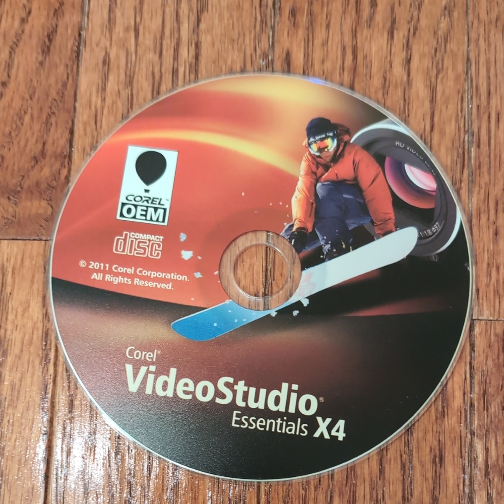 Corel Video Studio Essentials X4 CD Software
